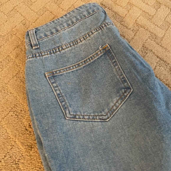 Straight leg boyfriend jeans - Picture 4 of 4